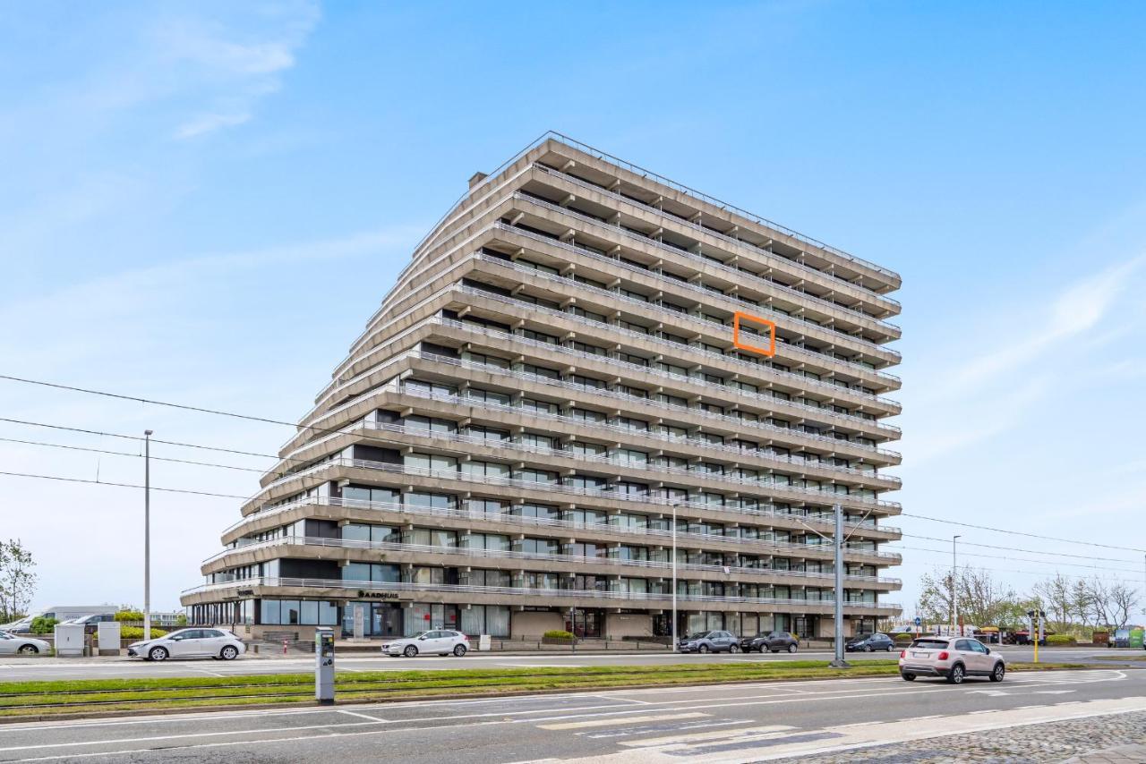 Luxueuze Vakantiestudio Met Zeezicht En Terras In Oostende Exterior photo