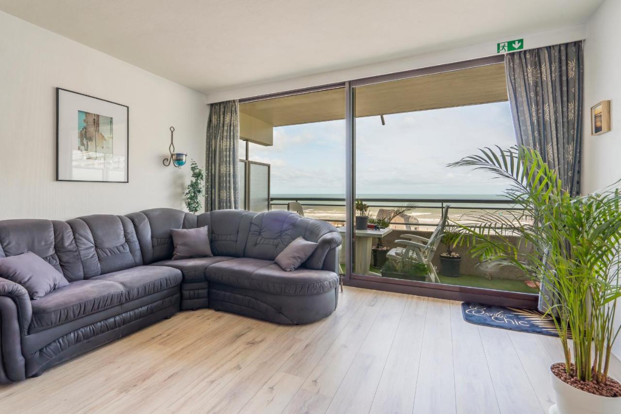 Luxueuze Vakantiestudio Met Zeezicht En Terras In Oostende Exterior photo